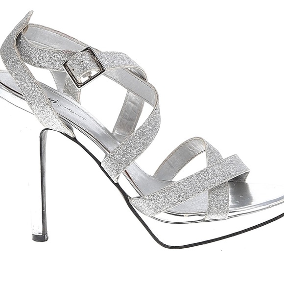 silver strap heels - Picture 2 of 6